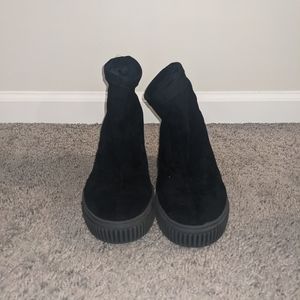 Steve Madden platform velvet bootie